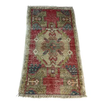 Vintage turkish pastel mini rug 93 x 52 cm