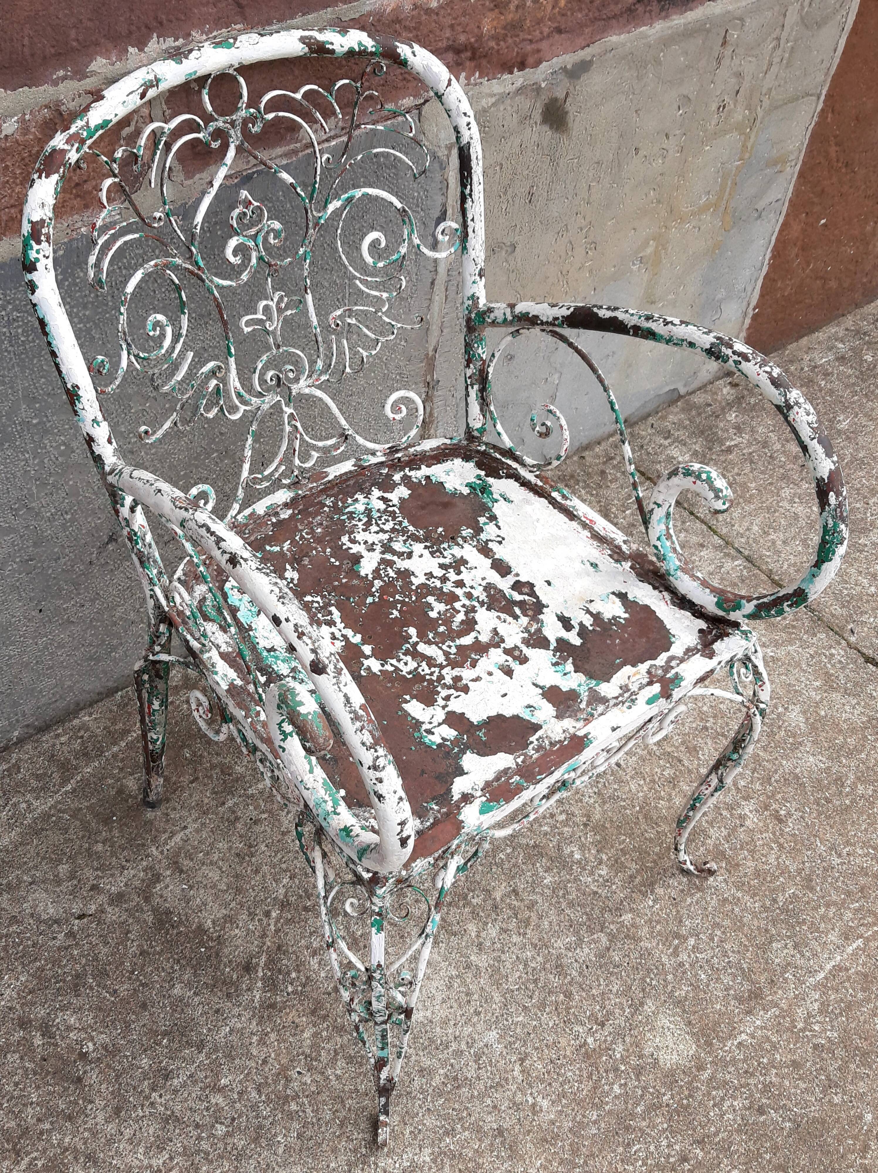 Fauteuil en fer forgé