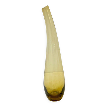 Vase soliflore scandinave en verre soufflé jaune fumé par Lotta Pettersson