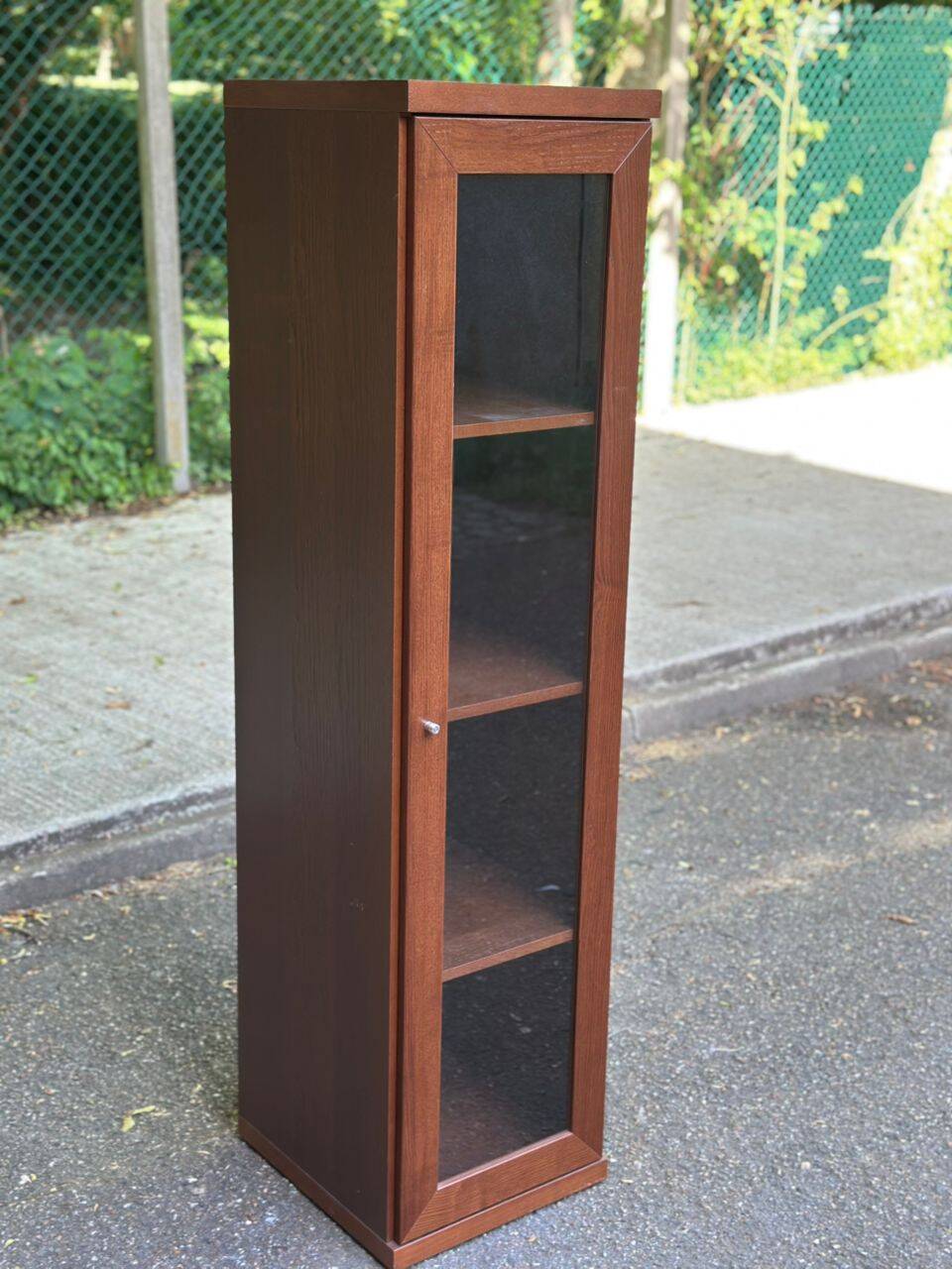 2 Scandinavian glass libraries