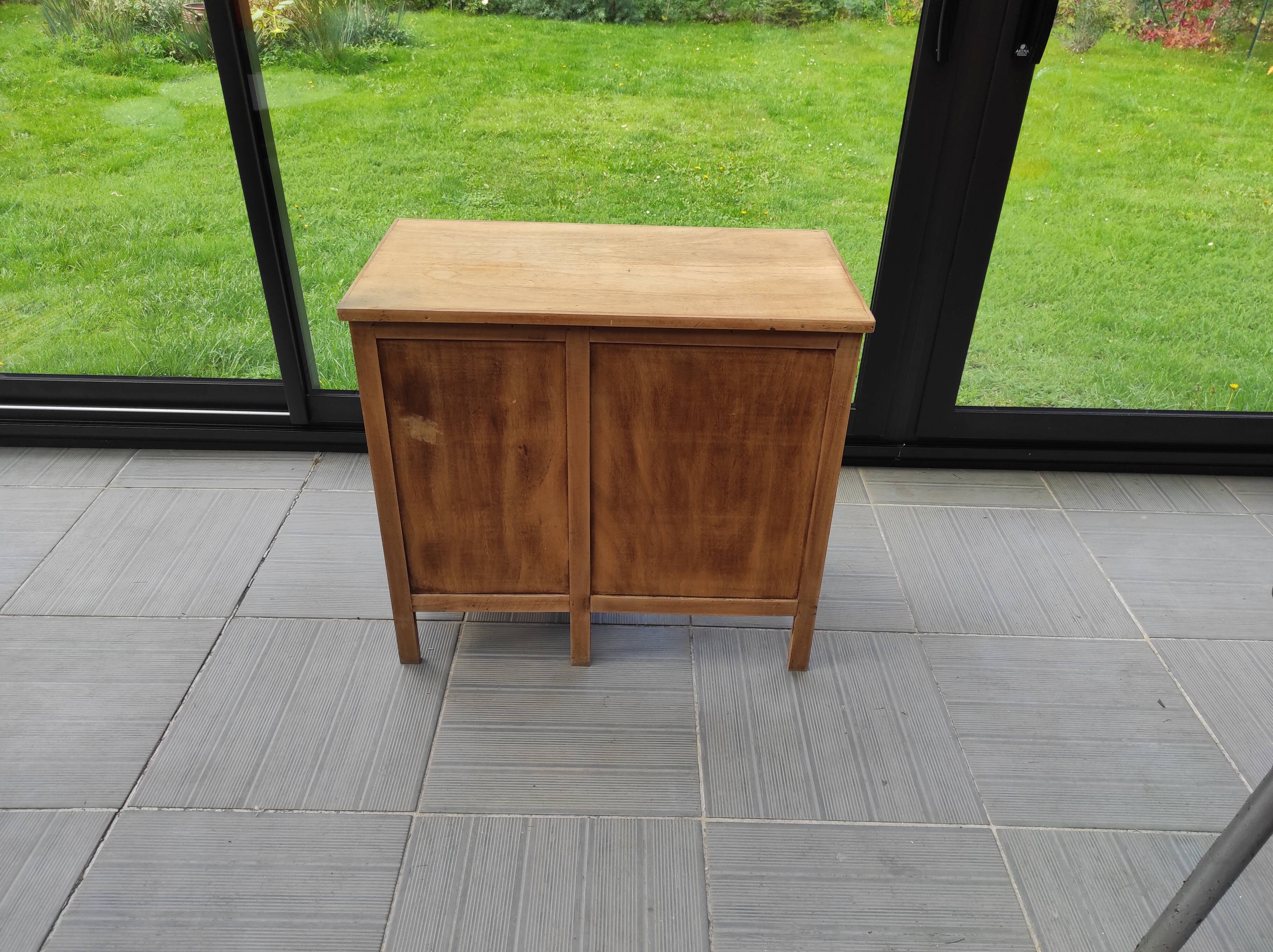 Small wooden desk three drawers