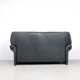 Canapé en cuir avec pouf par Vico Magistretti pour Cassina, années 1980, lot de 2