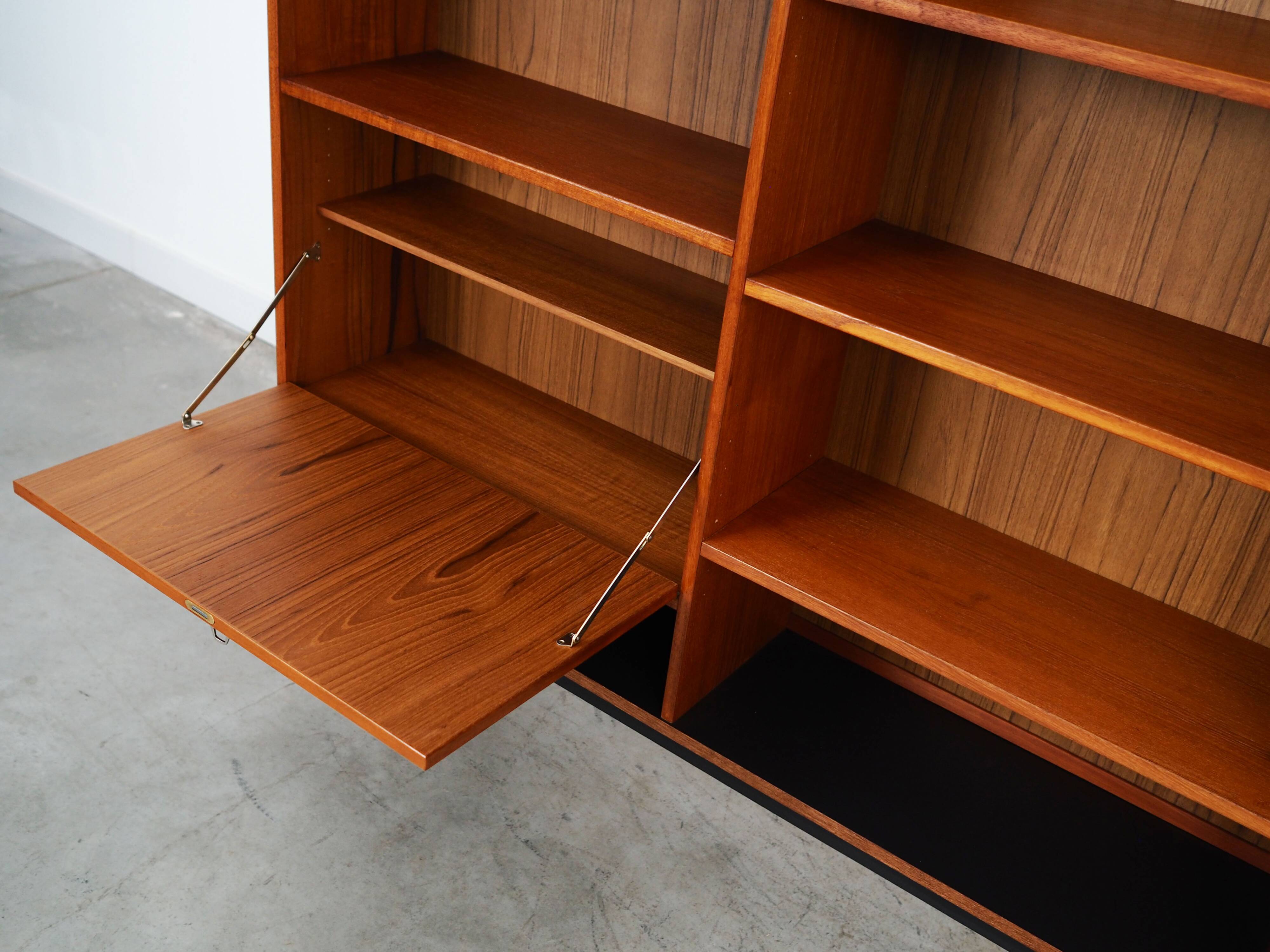 Teak bookcase, Danish design, 1970s, production: Denmark