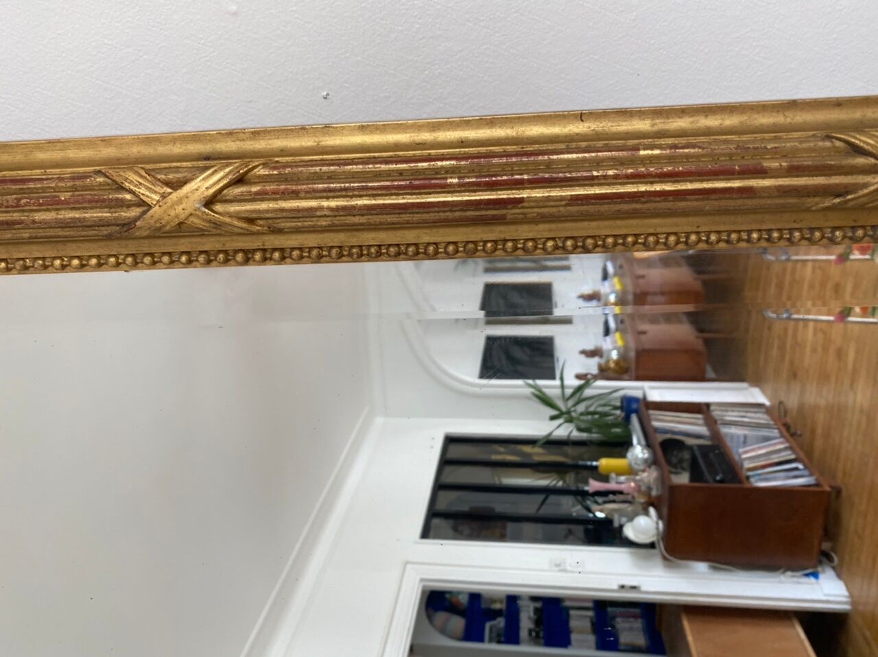 Louis XVI mirror, 19th century, gilded with sheet 136x88cm