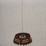 Suspension en bois et osier