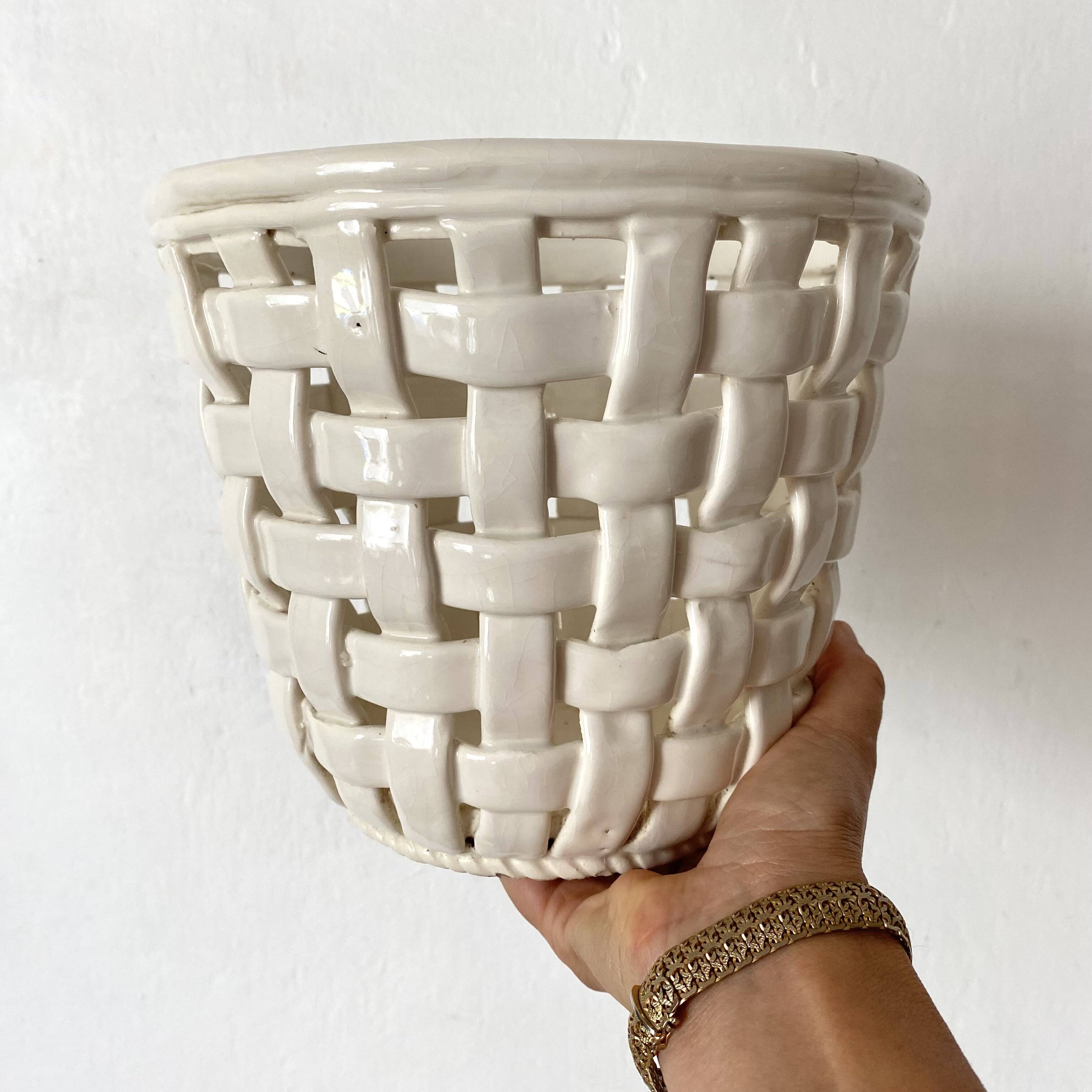 Woven ceramic pot cover