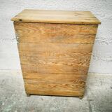 Raw and white jam maker