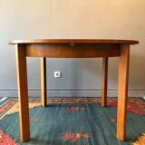 Vintage round table with built-in extension