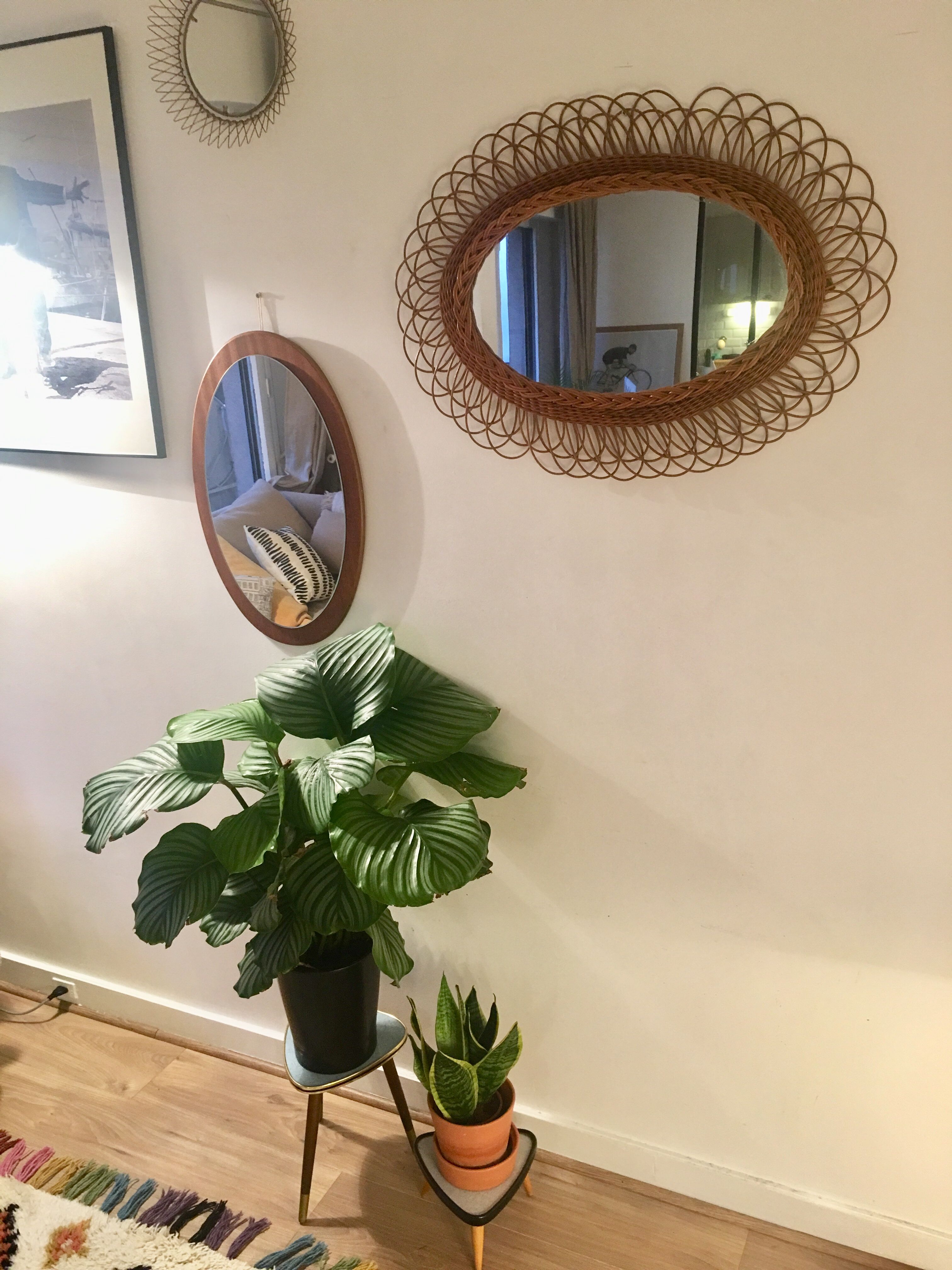 Mirror Scandinavian teak oval 36x57cm