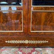 Display cabinet with two doors – Empire period – Mahogany veneer, bronze fittings