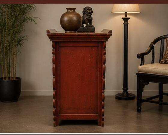 Old red lacquer Chinese buffet – Shanxi – elm – approx. 140 years old
