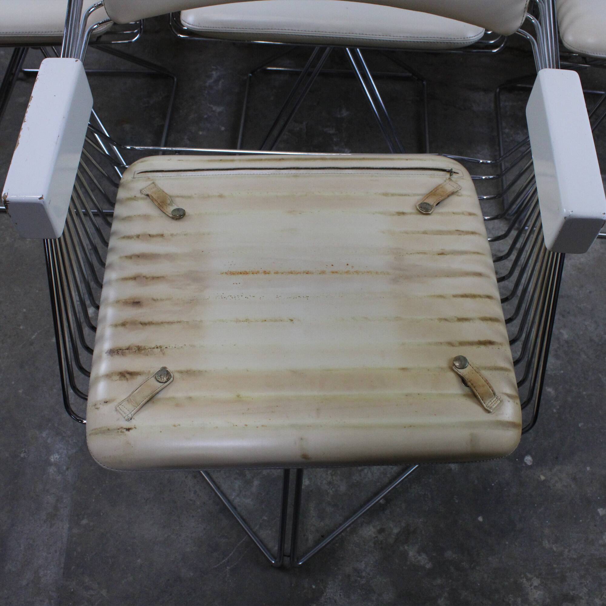 Set of 4 Delta chairs by Rudi Verelst for Novalux 1970s