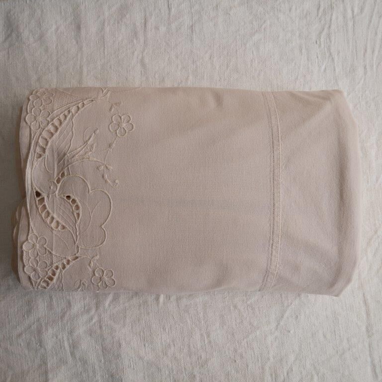 Swallow embroidery sheet, “nude” pink color