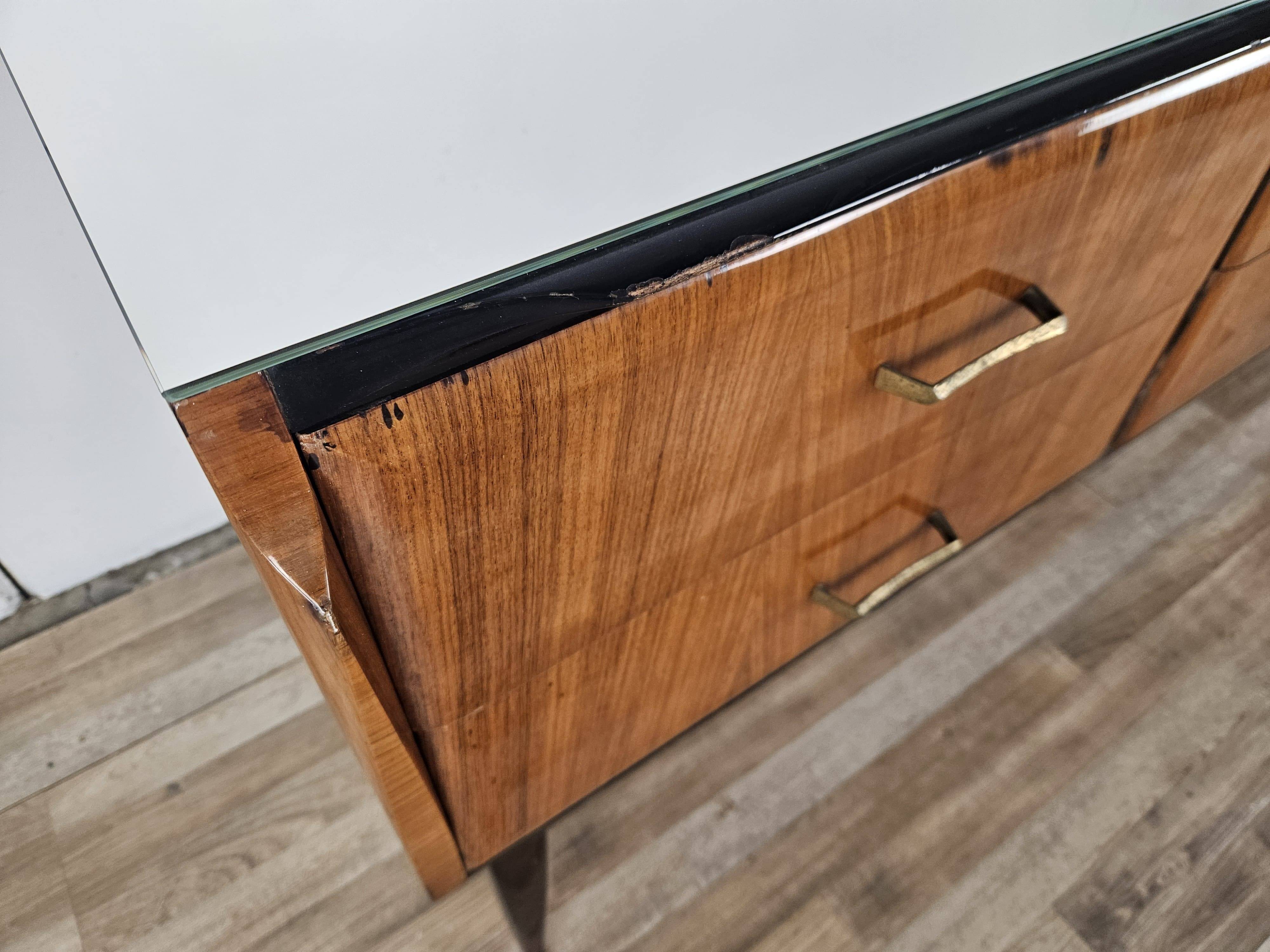 Mahogany burl chest of drawers with mirrored top