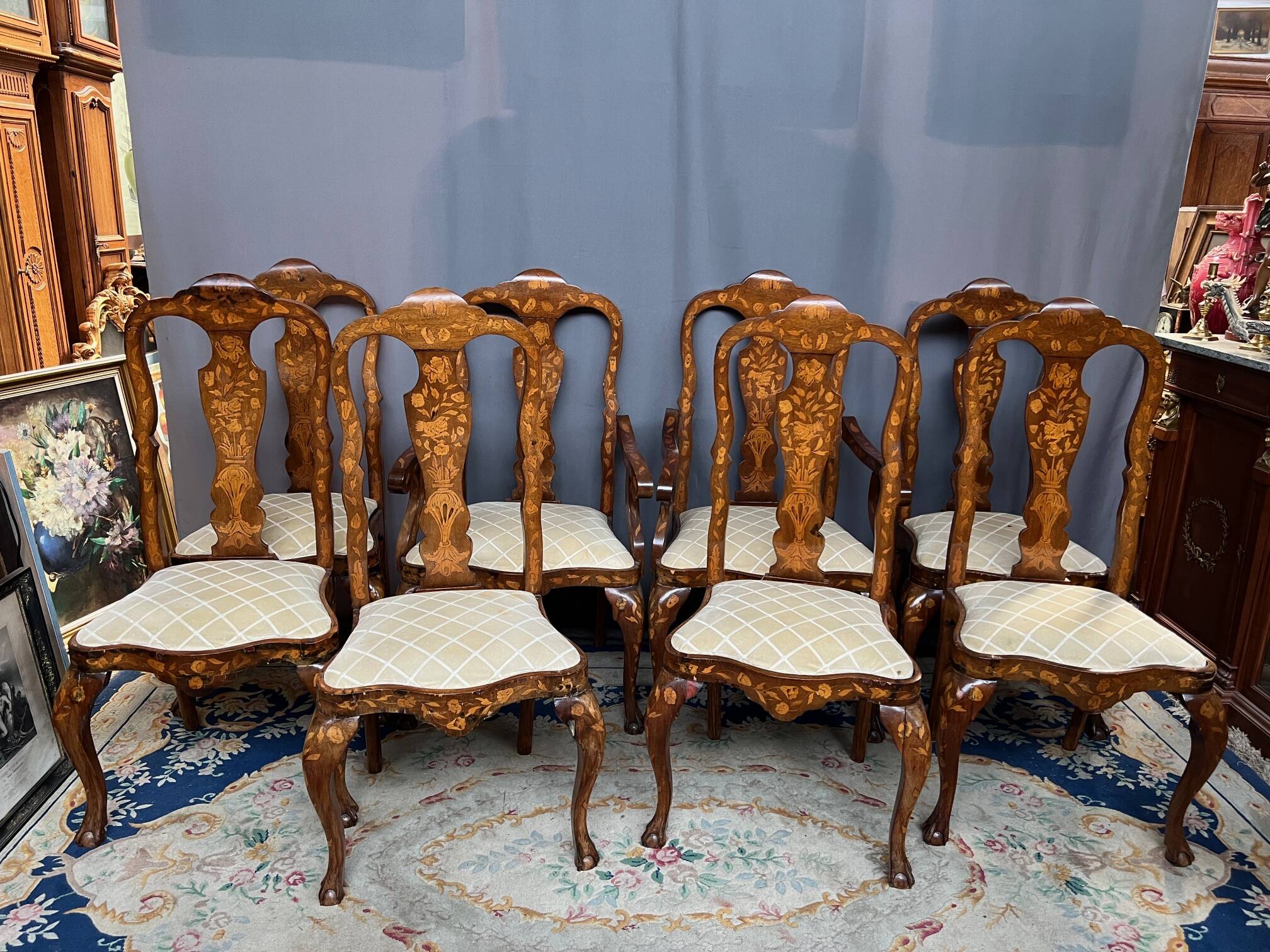 Ensemble de deux fauteuils et six chaises XVIIIe siècle.