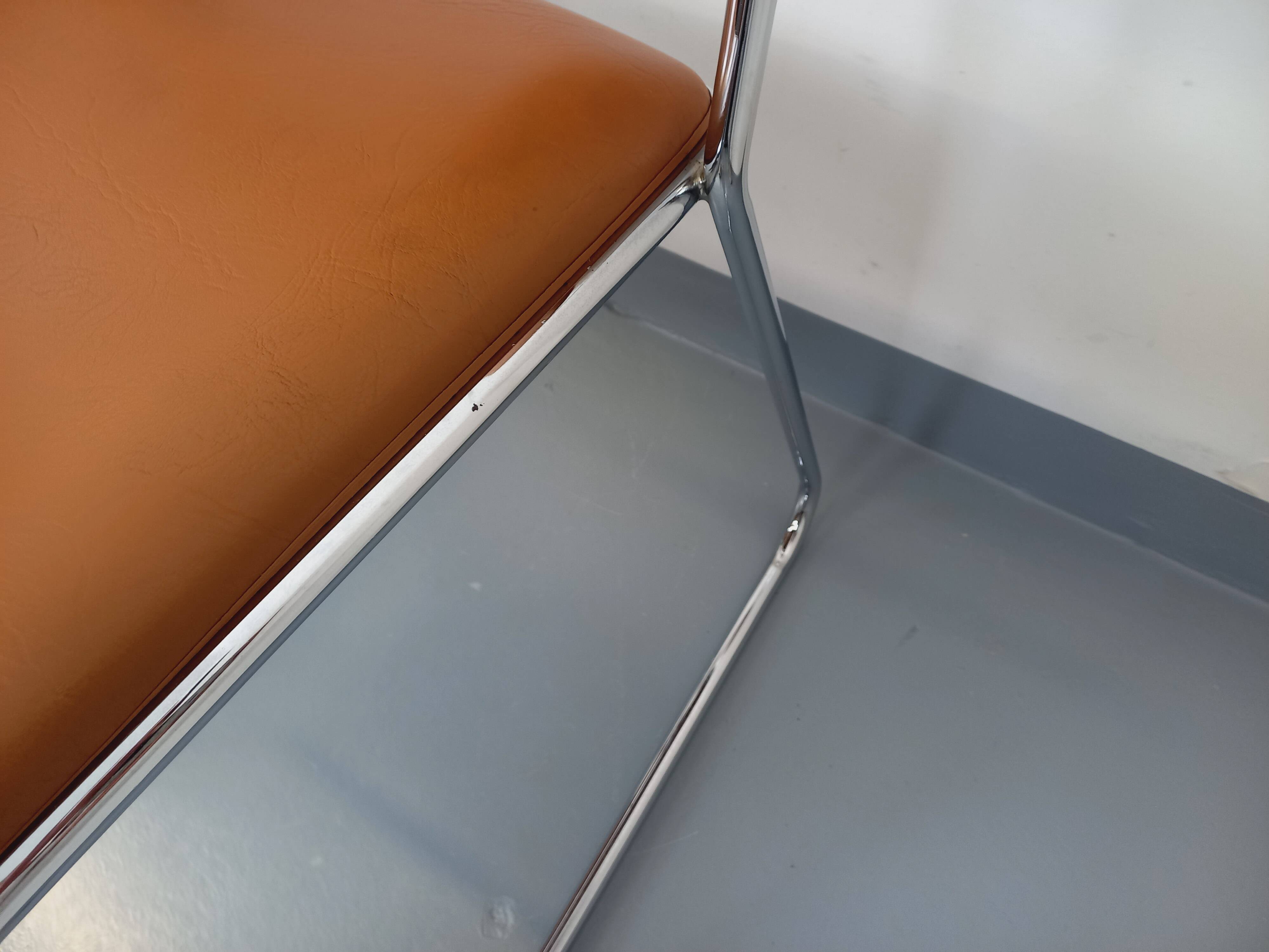 4 vintage sleigh chairs from the 70s, in designer chrome metal