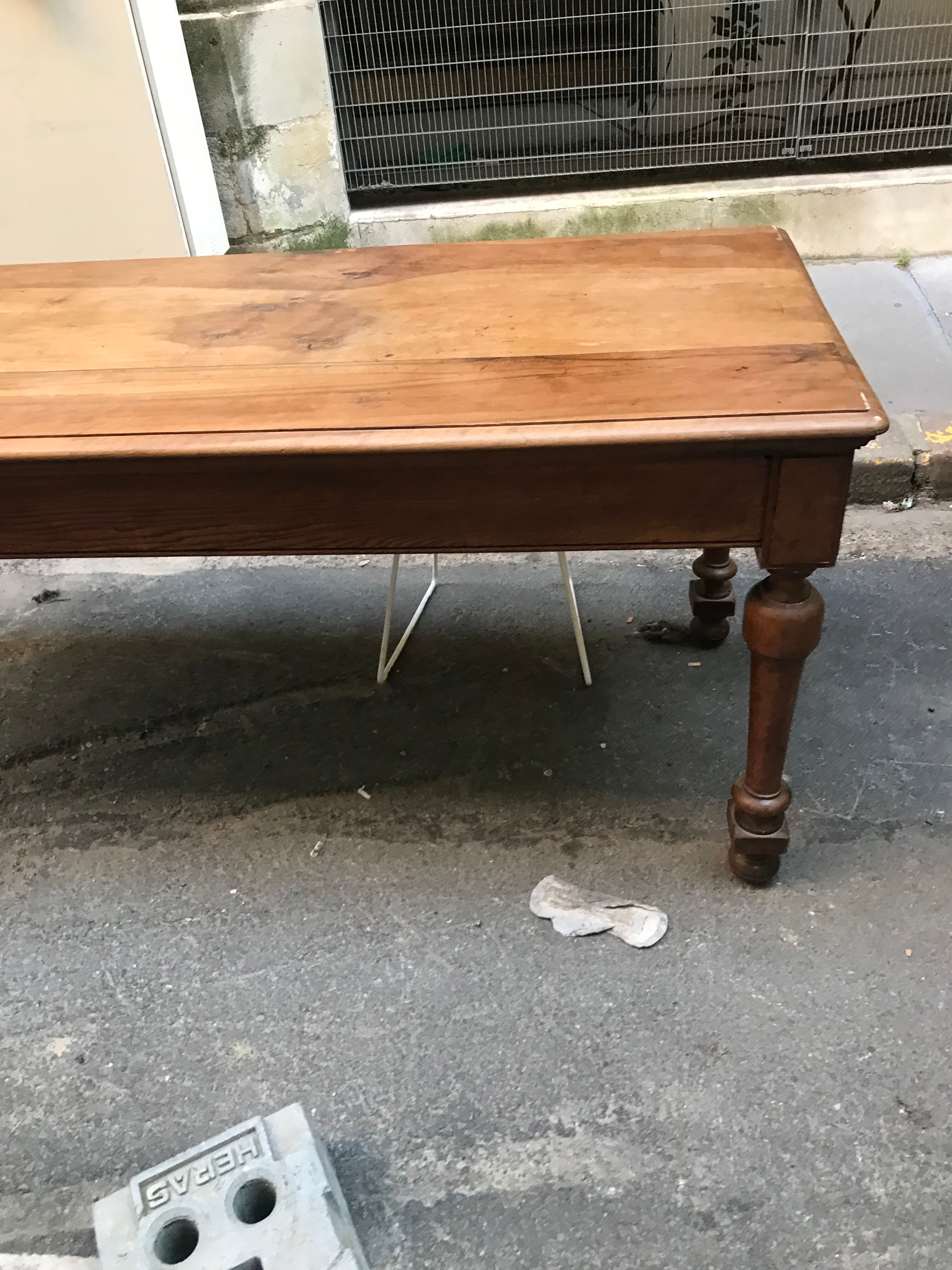 Table de ferme
