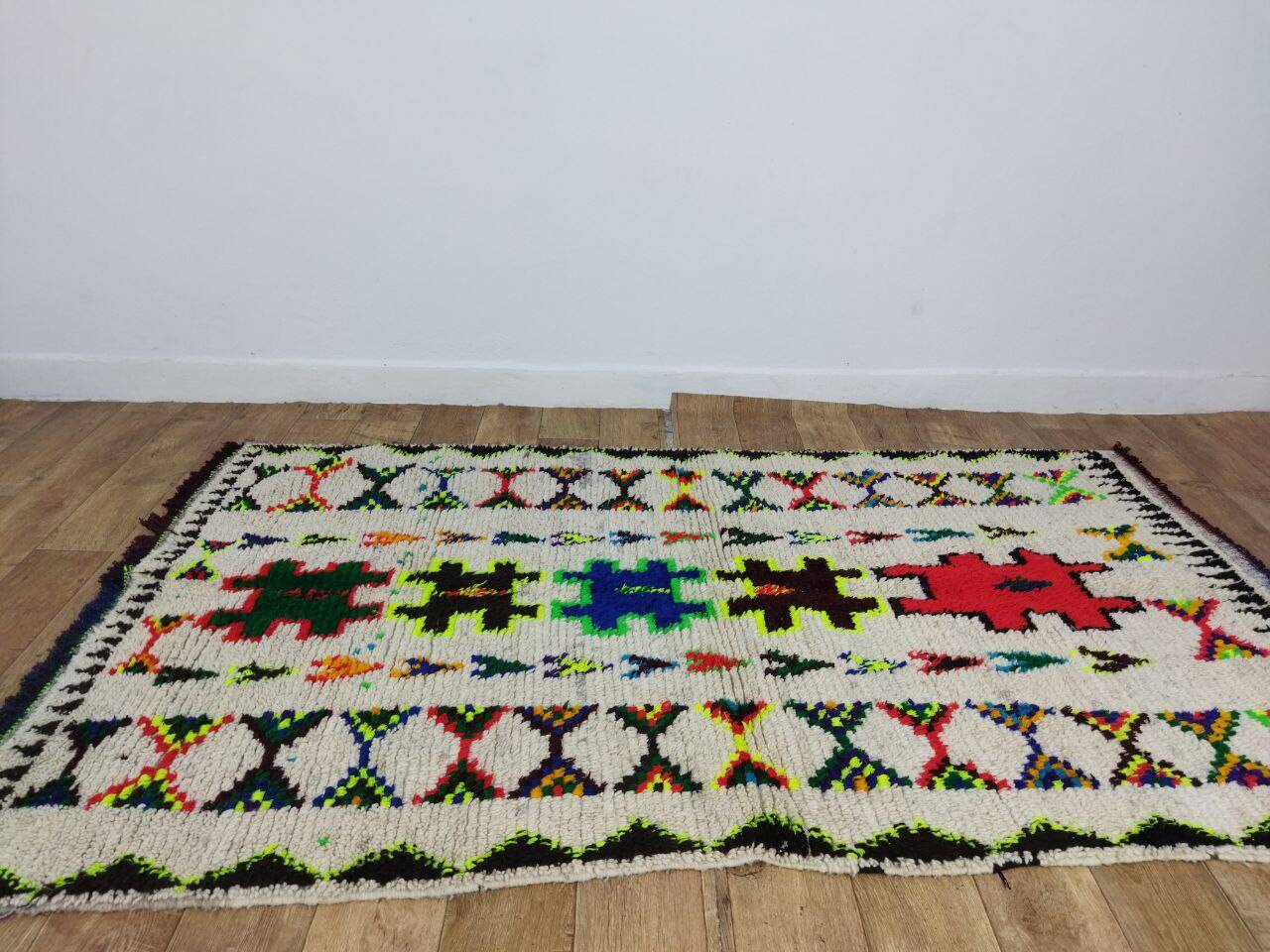 Handcrafted Moroccan Berber Rug 233 X 136 CM