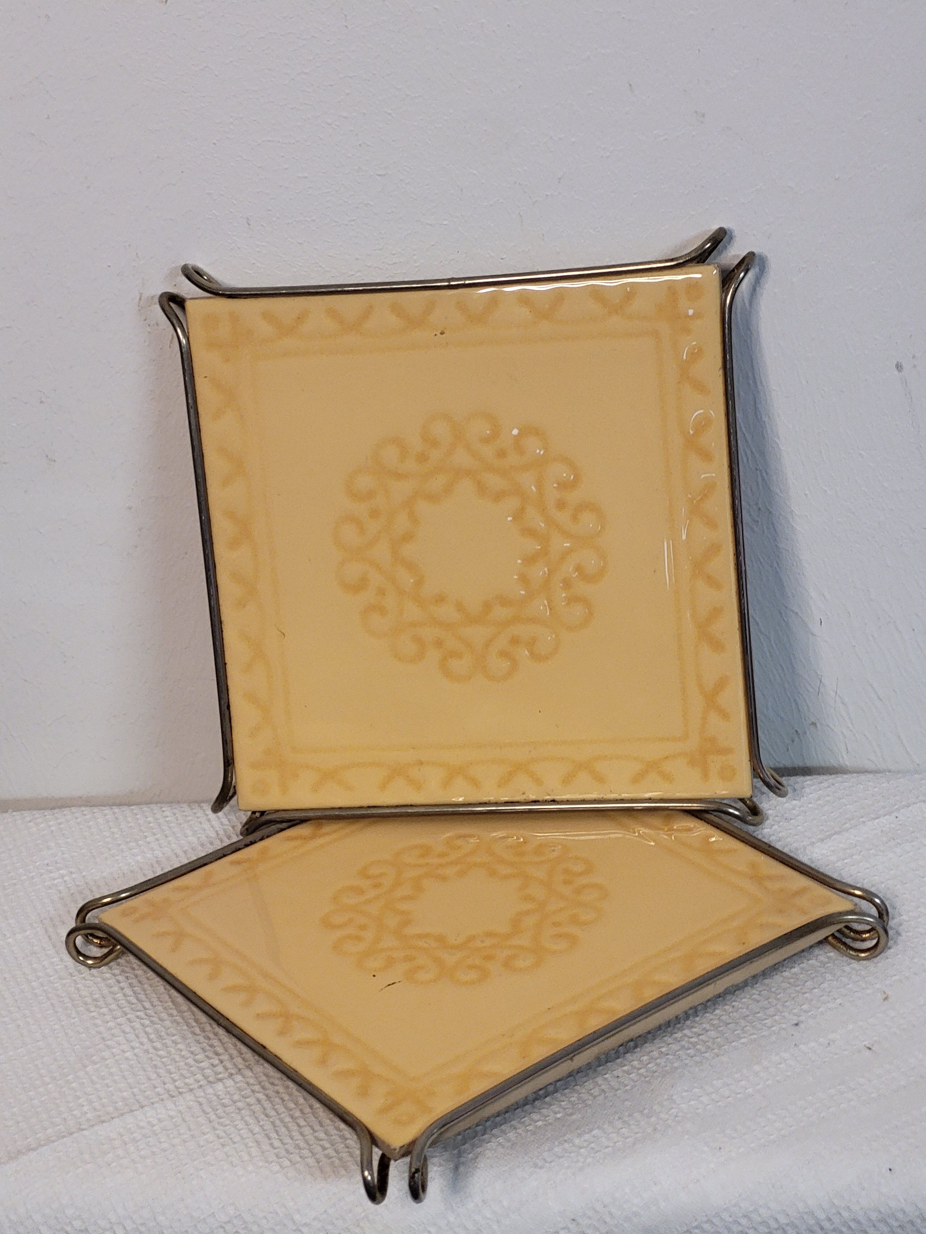 Trivet