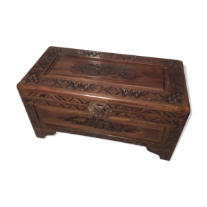 Coffre de rangement exotique