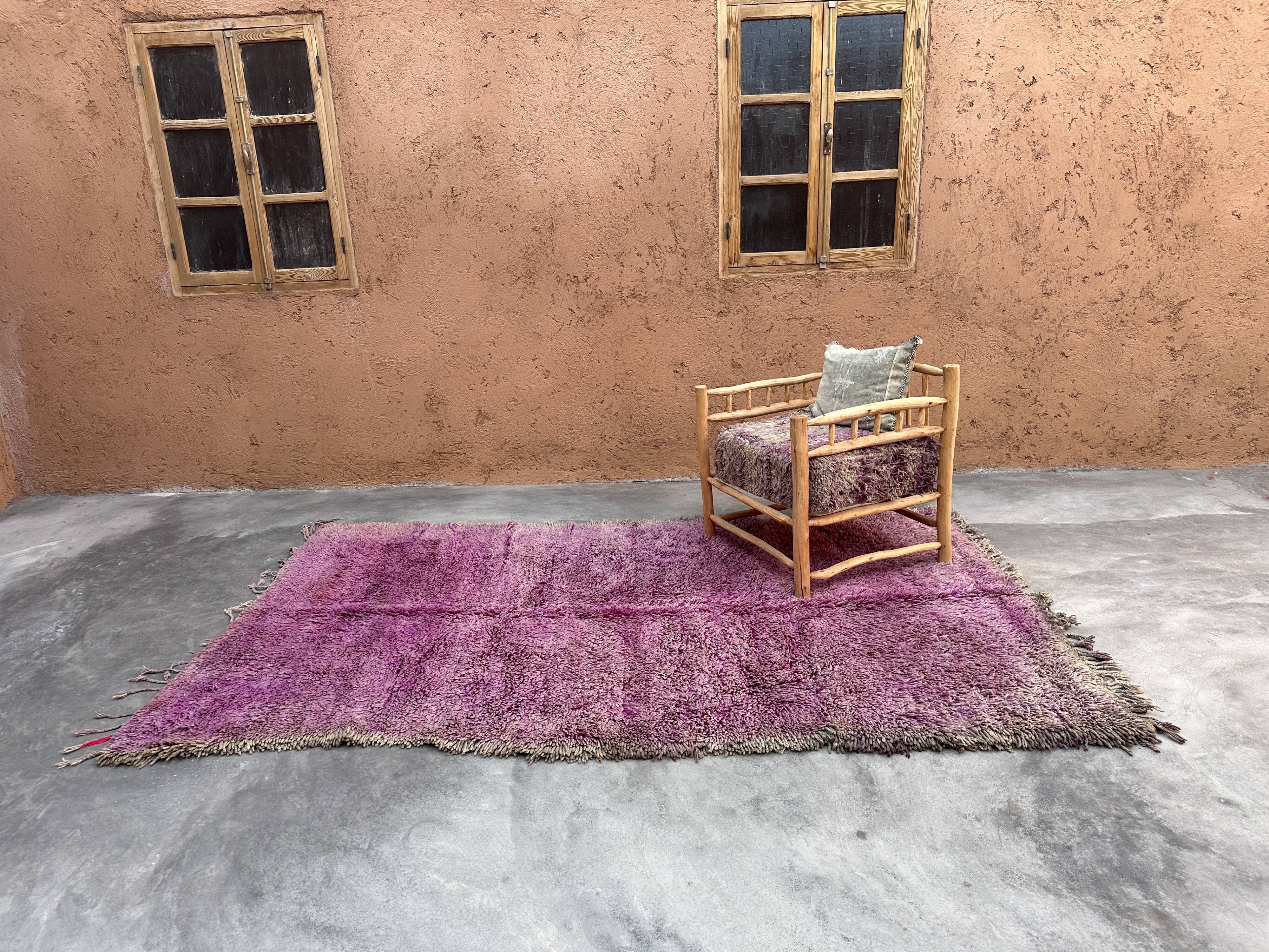 Purple Moroccan carpet - 171 x 288 cm