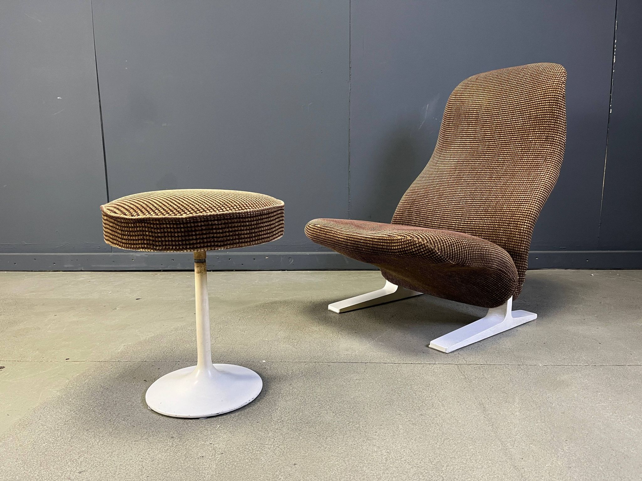 Chaise Concorde F784 de Pierre Paulin, années 1970