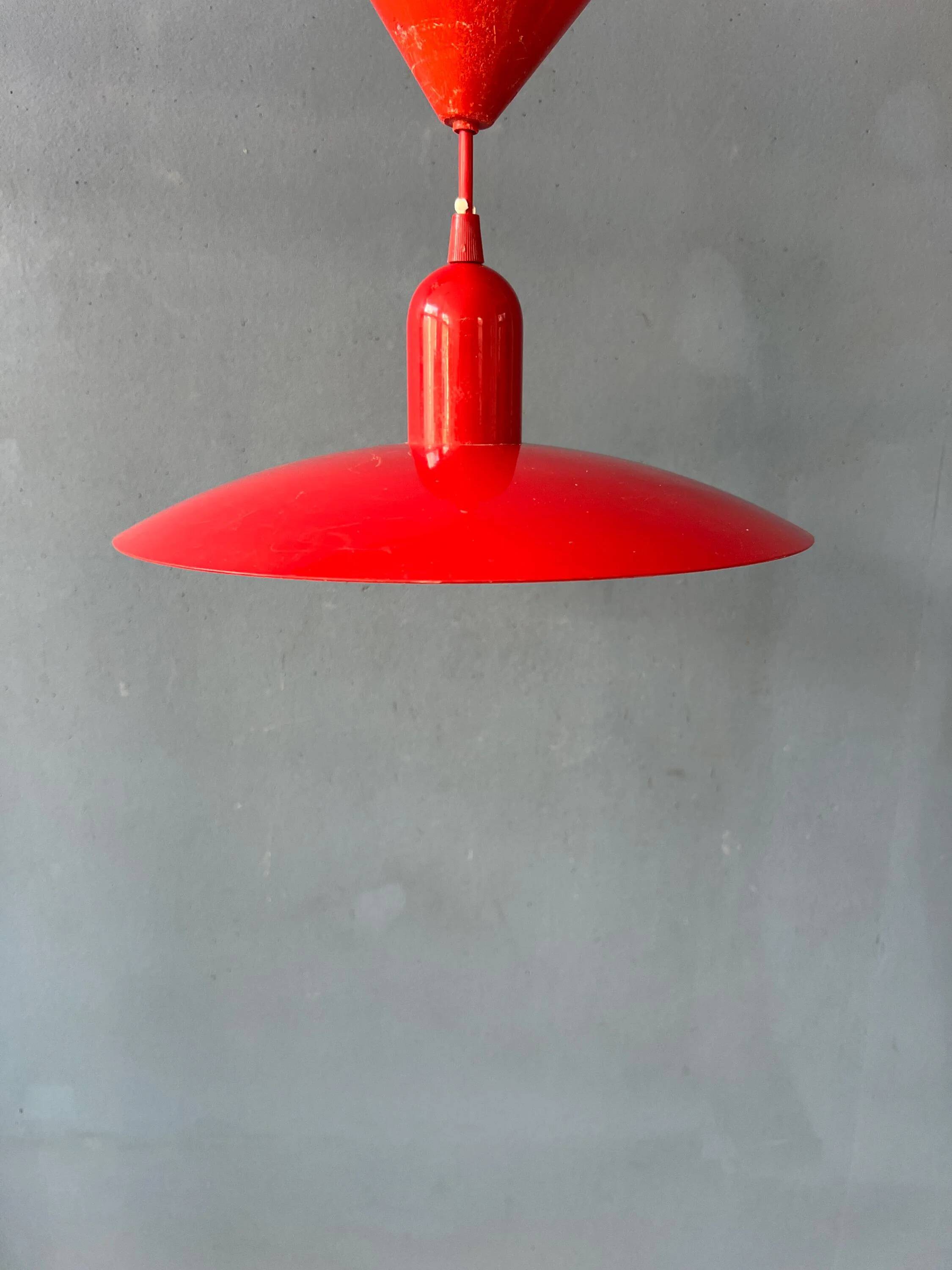 Small vintage Space Age suspension in red metal.
