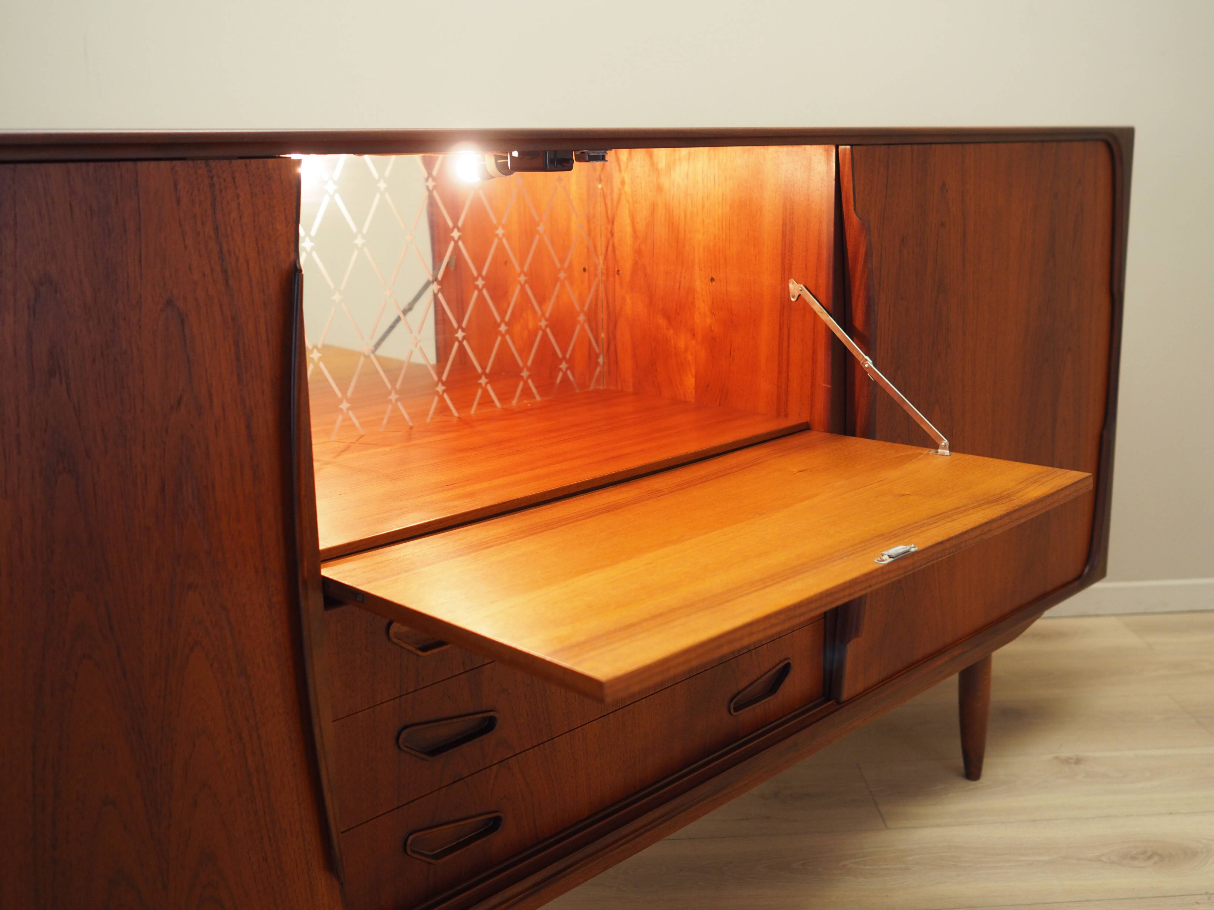 Teak sideboard, Danish design, 1970s, production: Denmark