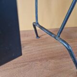 Jacques Adnet (1900-1984) - Black lacquered metal and brass magazine rack