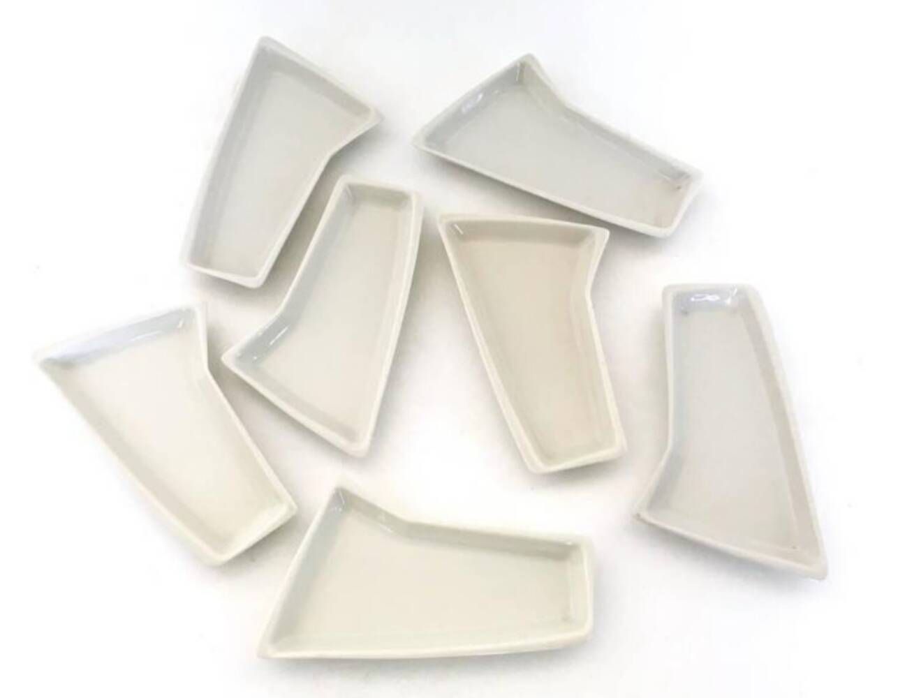 Vintage White Lacquered Ceramic Ashtray -Vide Poche by Antonia Campi for Verbano