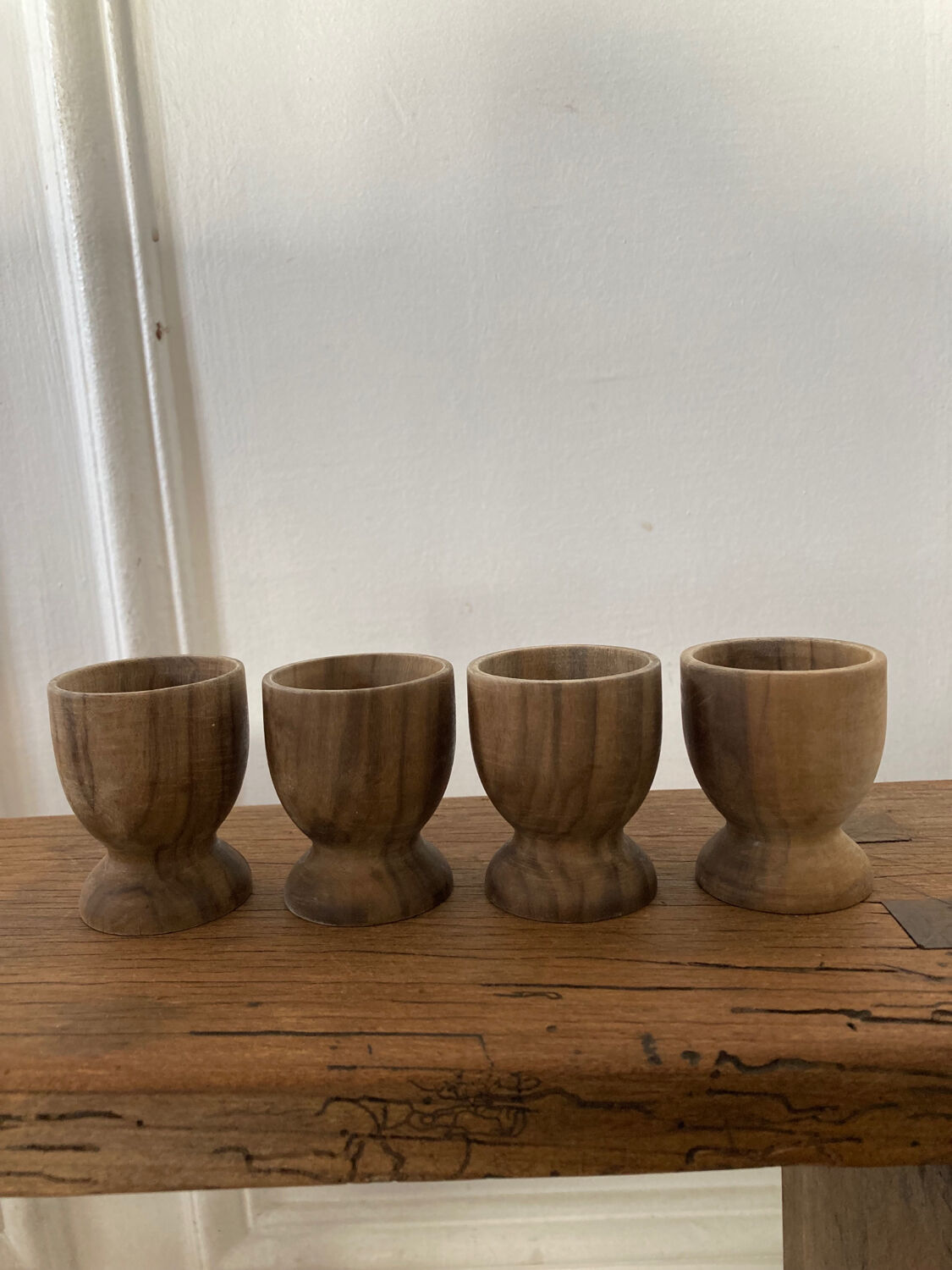 4 wooden cockroaches