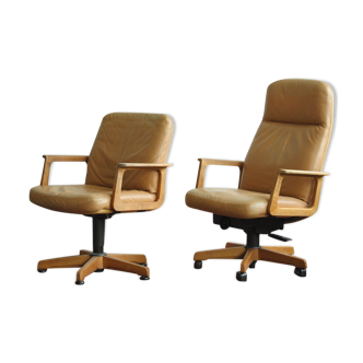 Pairs of leather by SEDUS Swivel office armchair