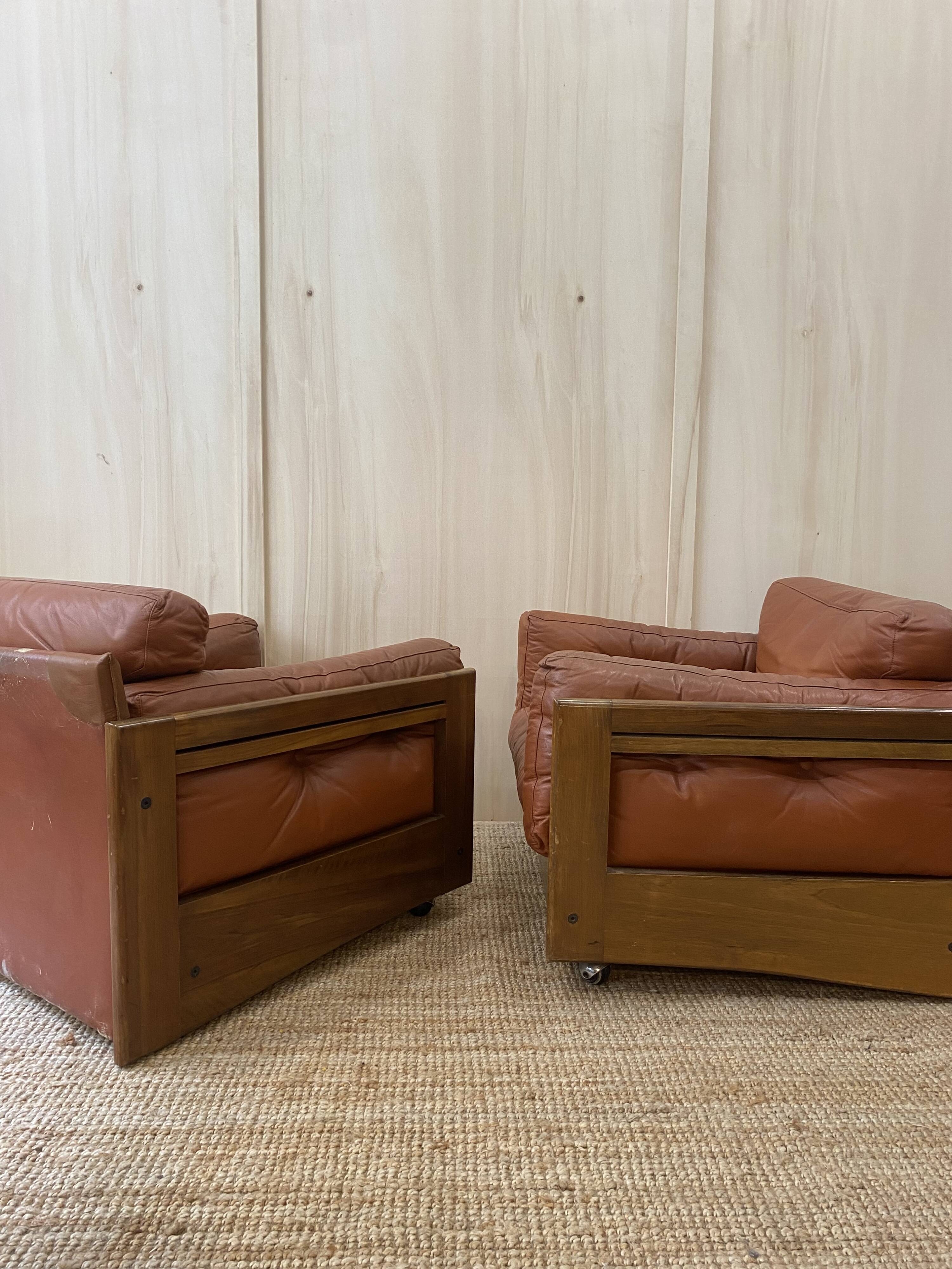 Pair of Cognac Leather Club Armchairs & Wood - Italian Design - 1970s