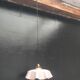 Suspension in rose opal