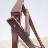 Painter's stepladder or folding ladder