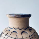 Ceramic vase decoration fish