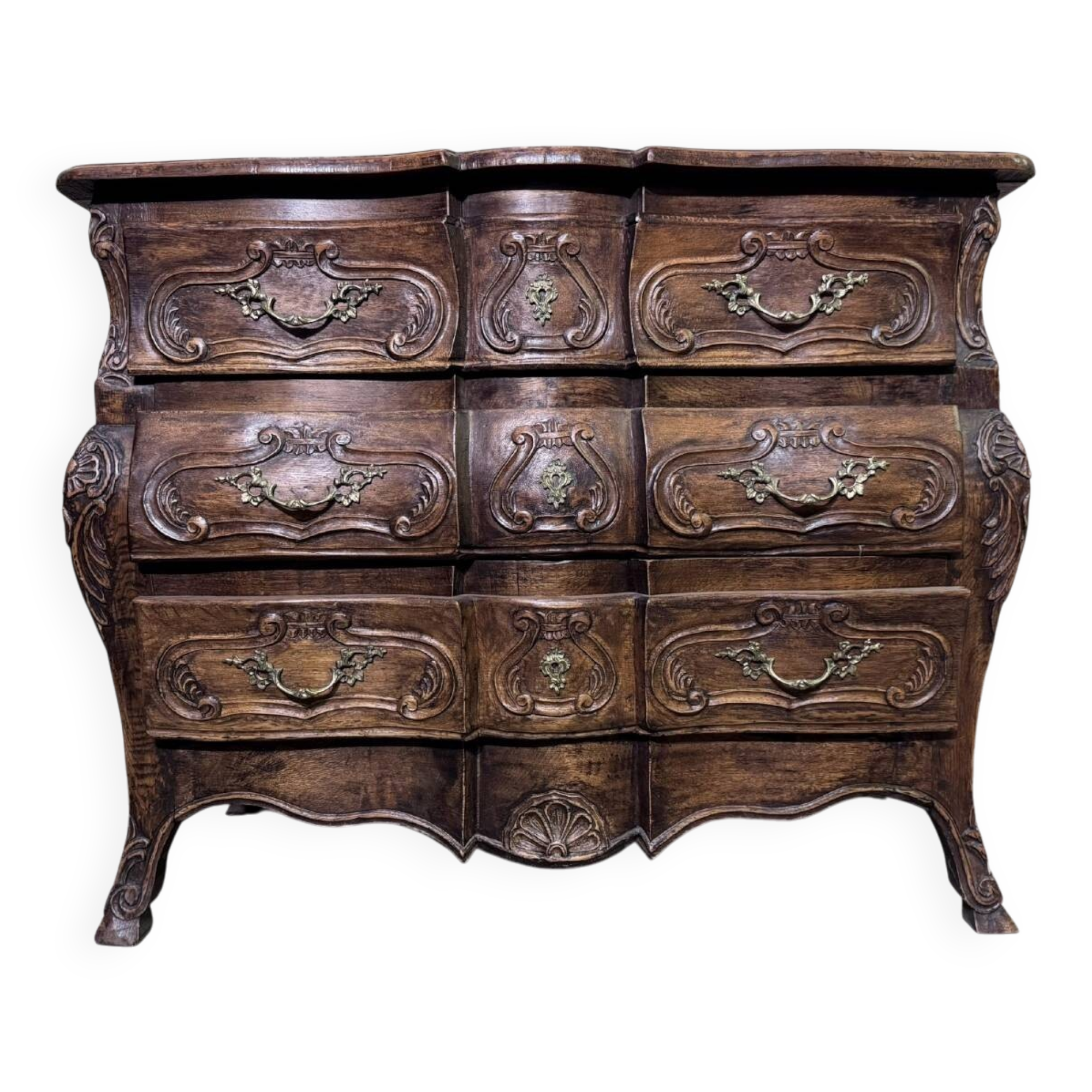 Curved tomb chest in the Provençal Louis XV style made of solid wood.