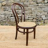 Chaise de bistrot cannée