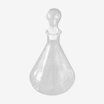 Carafe à liqueur et son bouchon