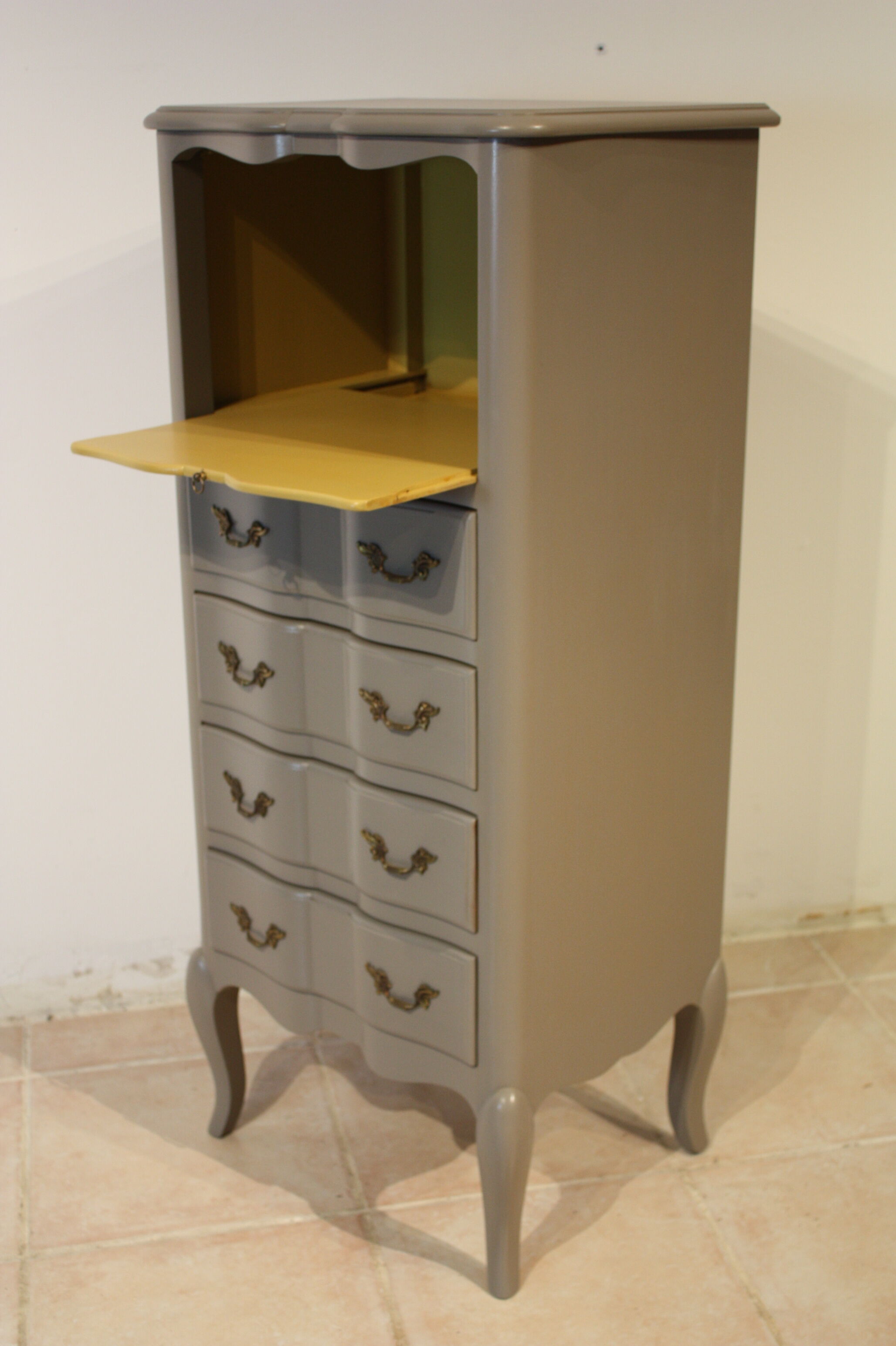 Chiffonier style Louis XV painted vintage