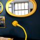 Miroir ovale en plastique moulé