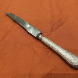 Exceptional cutting set with silver stag.