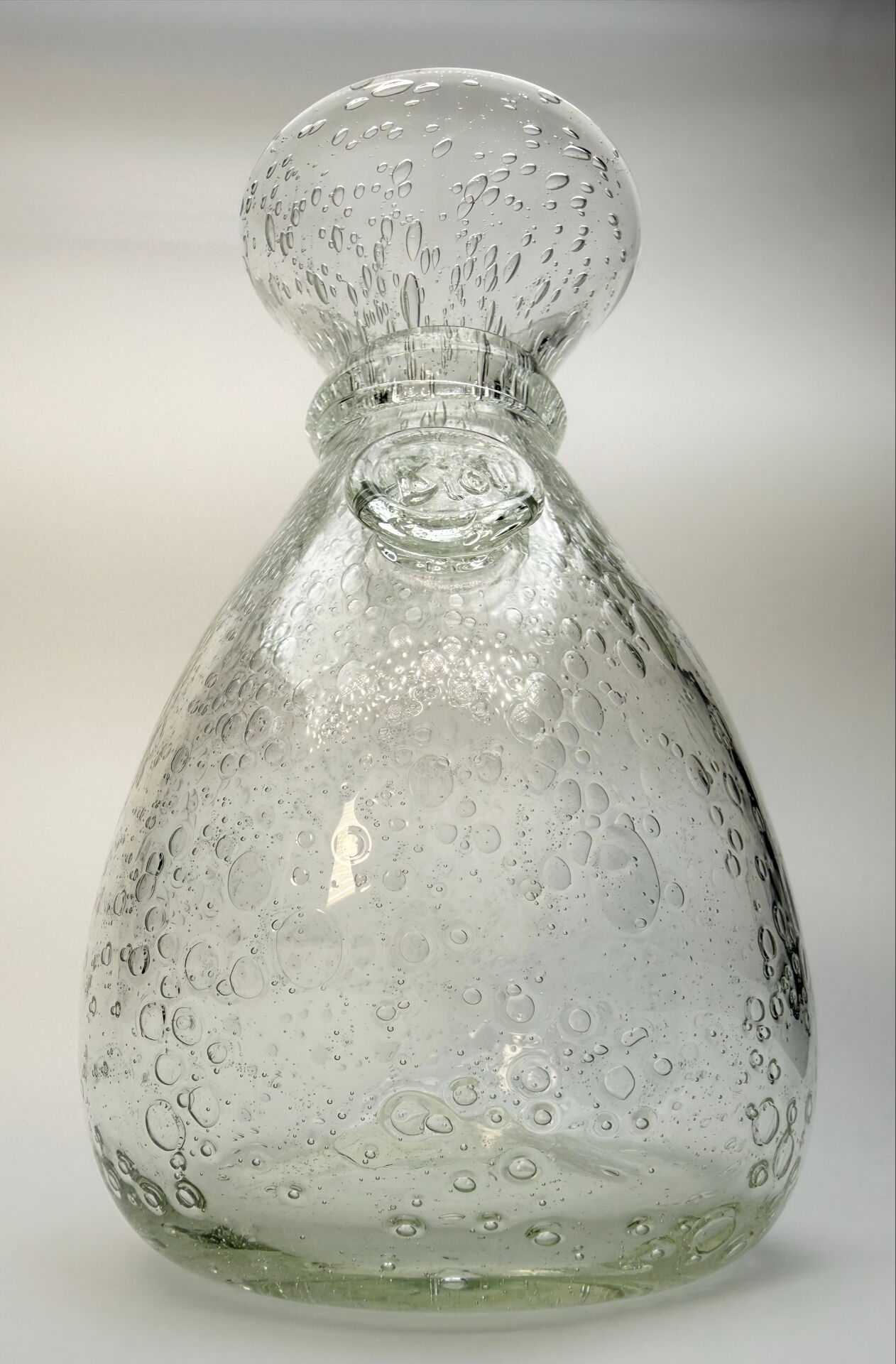 Carafe biot en verre bullé