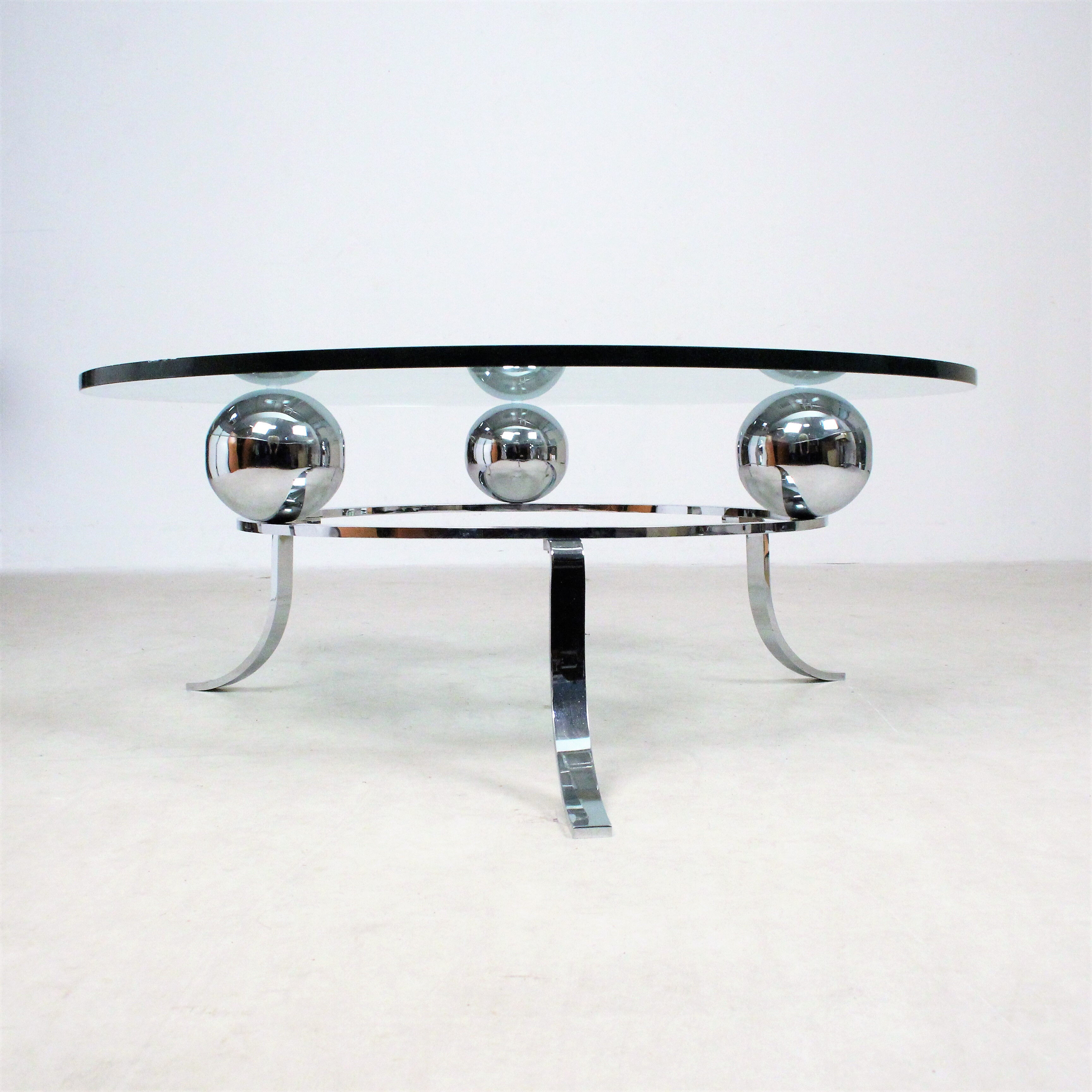 Space age / sputnik coffee table
