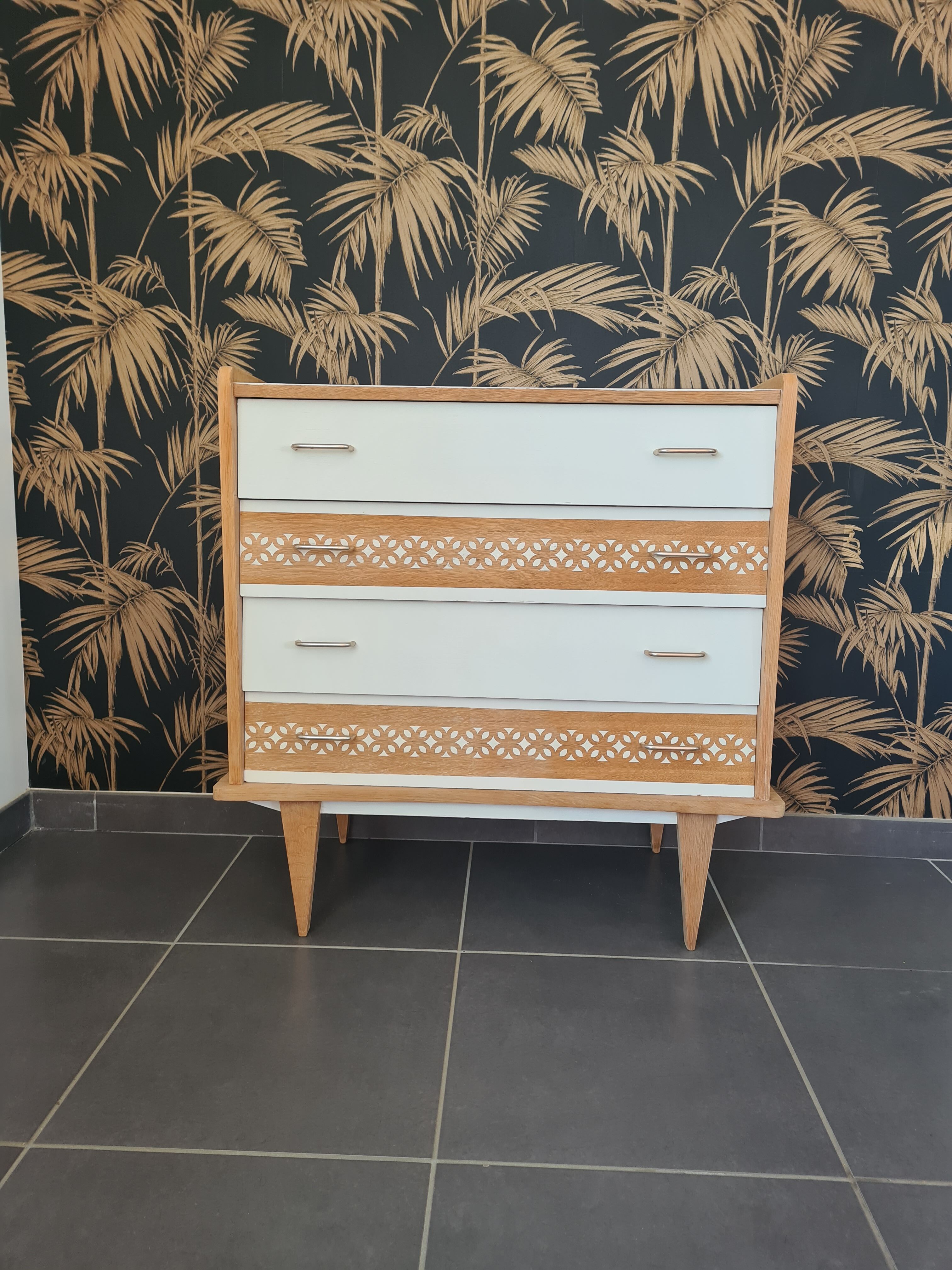 Commode