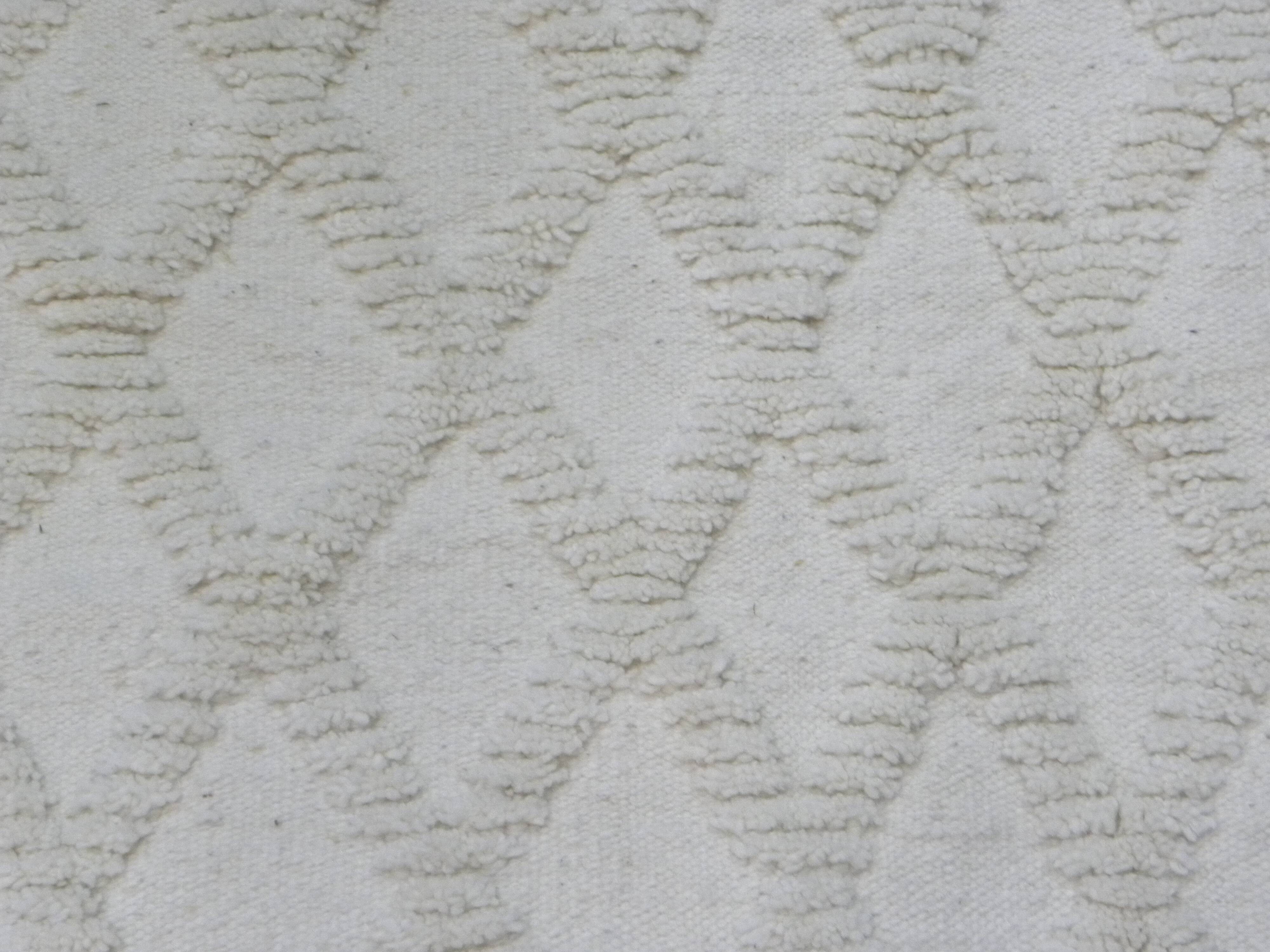 Tunisian Berber Rug, Ecru Wool – Handwoven, Bohemian & Minimalist Style