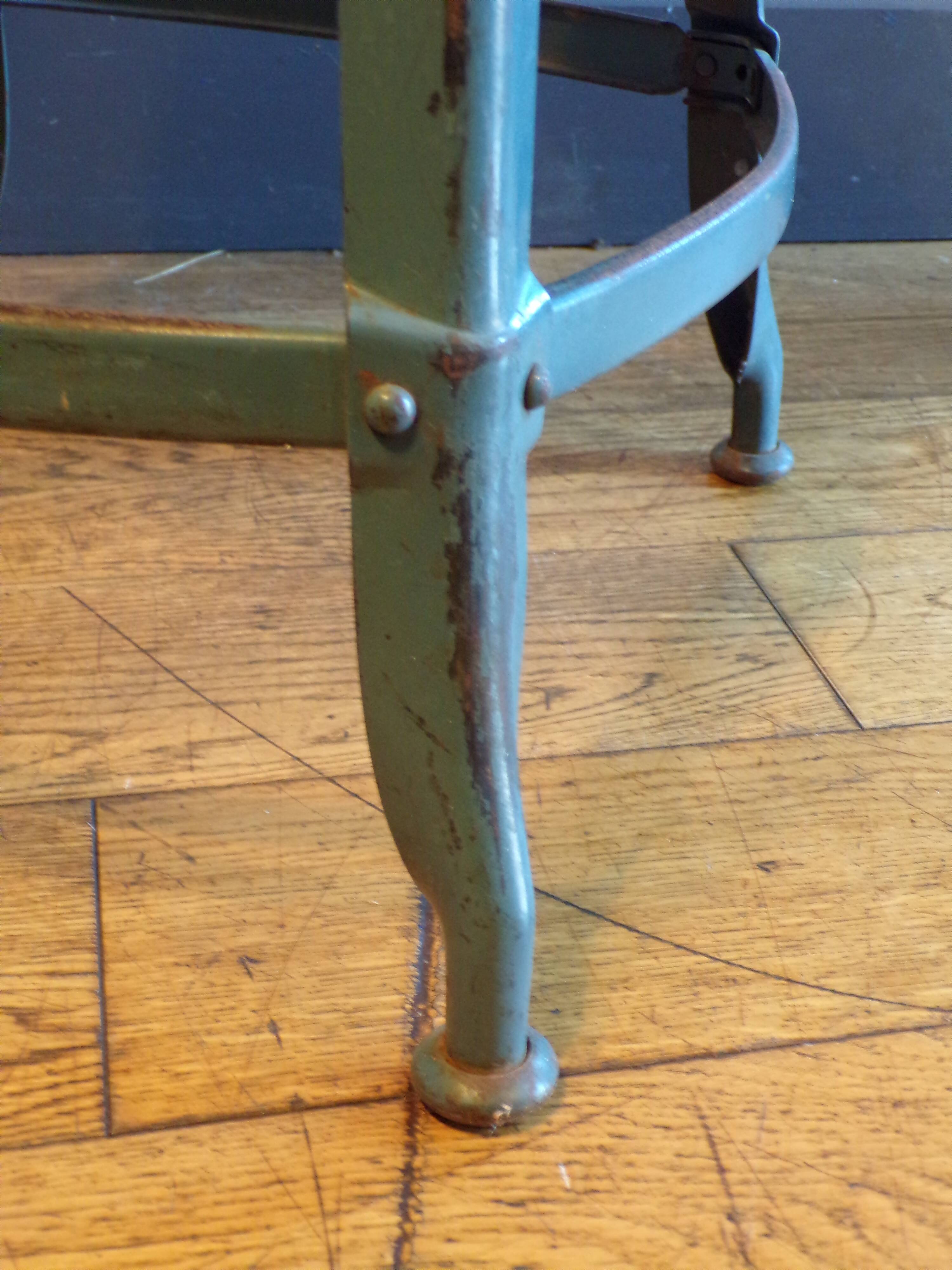 Nicolle workshop stool