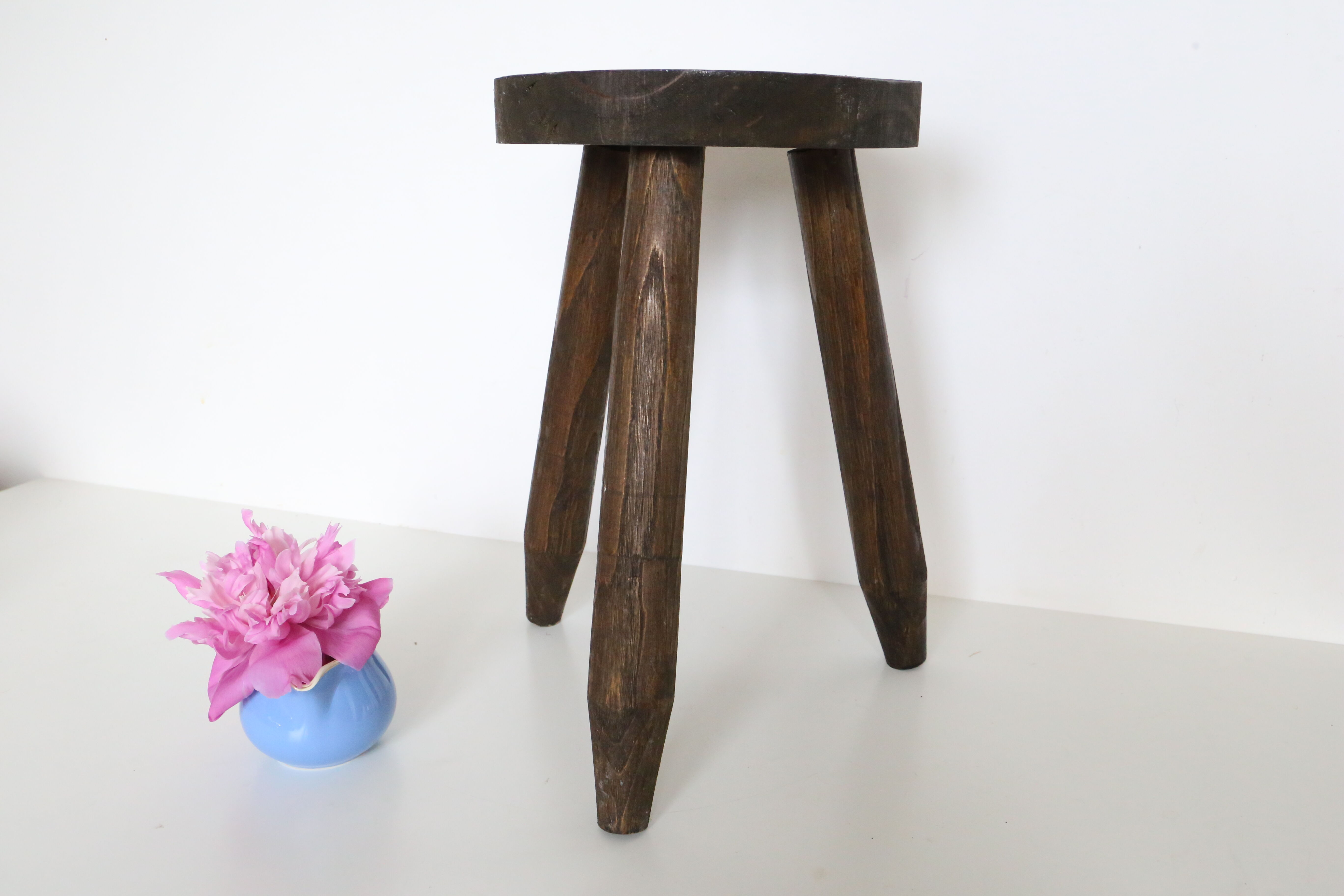 Farm tripod stool, rustic, vintage
