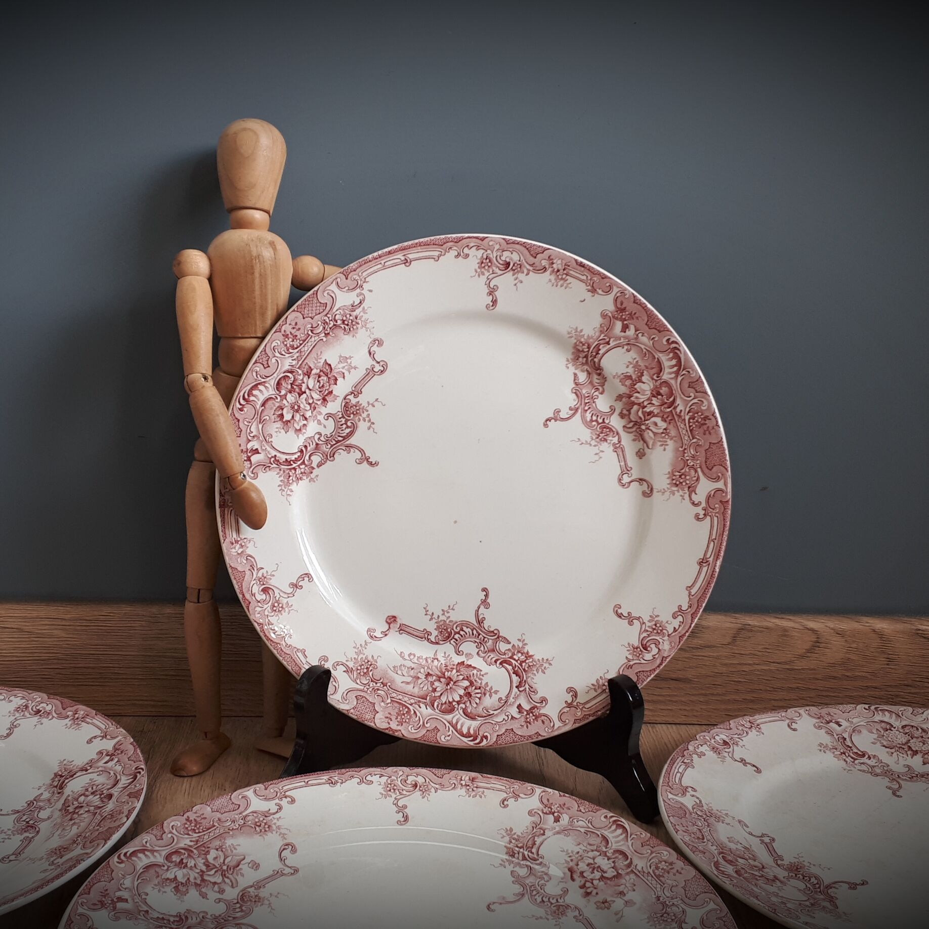 Set of 6 flat plates Red Dolphin 1920