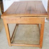 Table de ferme savoyarde rabattable